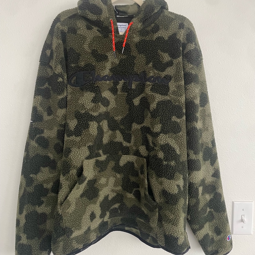 Camo Champion Sherpa